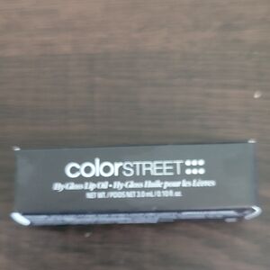 Color Street Lip Oil in Cosmic Orchid